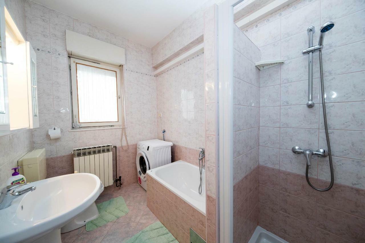 Apartmani Ruzica Crikvenica Ngoại thất bức ảnh